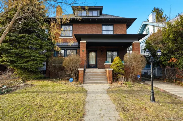 59 McLean ST, Highland Park, MI 48203