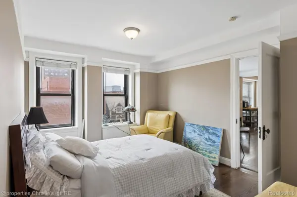 15 E Kirby ST #420, Detroit, MI 48202