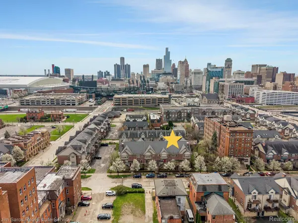 86 Adelaide ST, Detroit, MI 48201