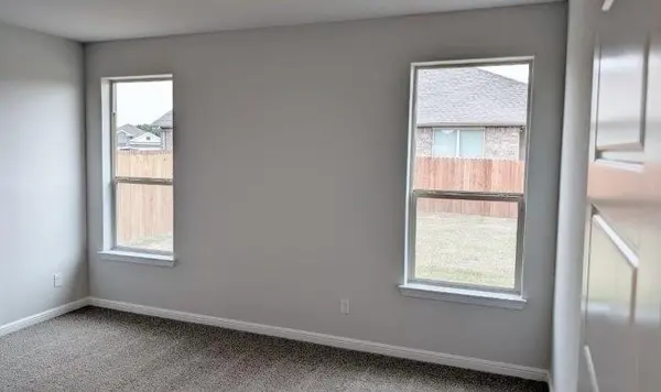 956 TRACTION Trail, Cleburne, TX 76031