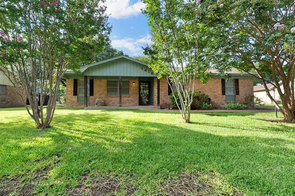 1415 Meadowlark Drive, Hillsboro, TX 76645