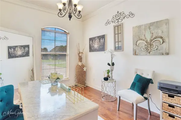 605 Bitter Pecan Drive, Bossier City, LA 71111