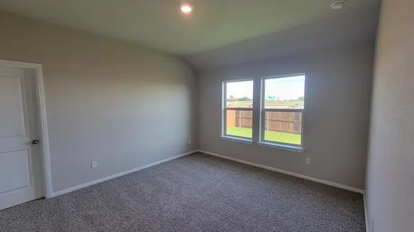 9429 MINT HILL Drive, Fort Worth, TX 76108