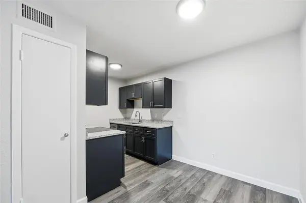 4859 Cedar Springs Road #136, Dallas, TX 75219