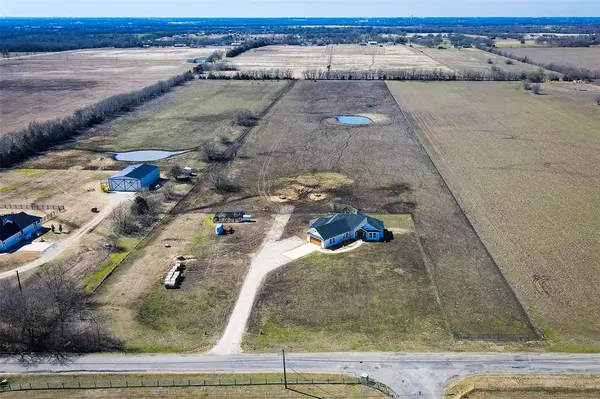 2415 Bucksnort Road, Van Alstyne, TX 75495