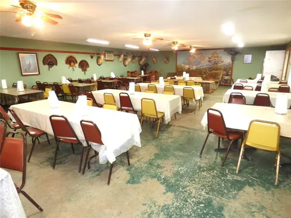 102 N Highway 6, Carbon, TX 76435