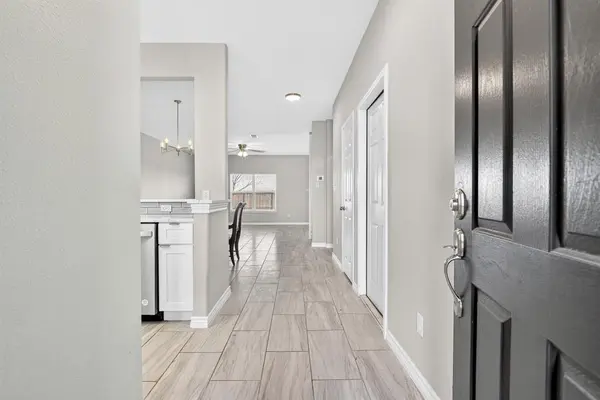 312 Meadow View Lane, Anna, TX 75409