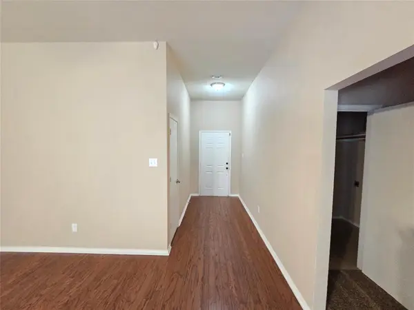 1810 Saint Nevis Drive, Mansfield, TX 76063