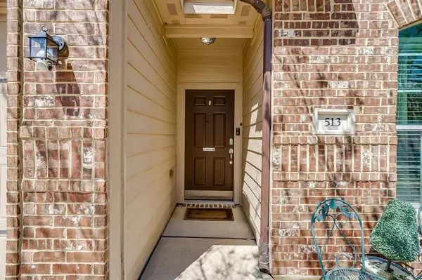 513 Bailer Drive, Crowley, TX 76036