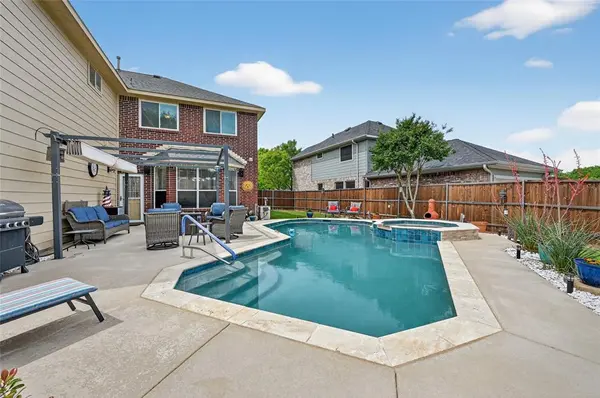 757 Summit Run, Lewisville, TX 75077