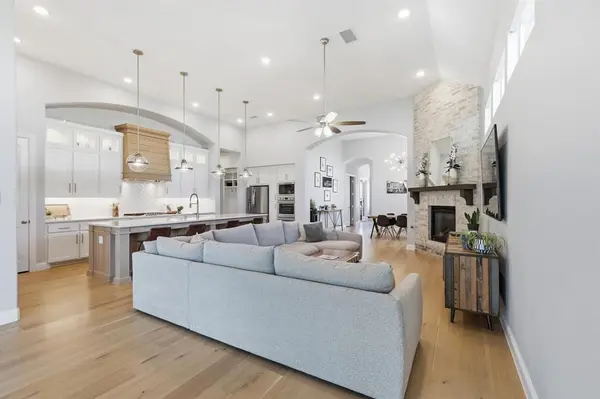 2112 Strolling Way, Argyle, TX 76226