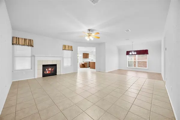 706 Hill Lane, Cleburne, TX 76033