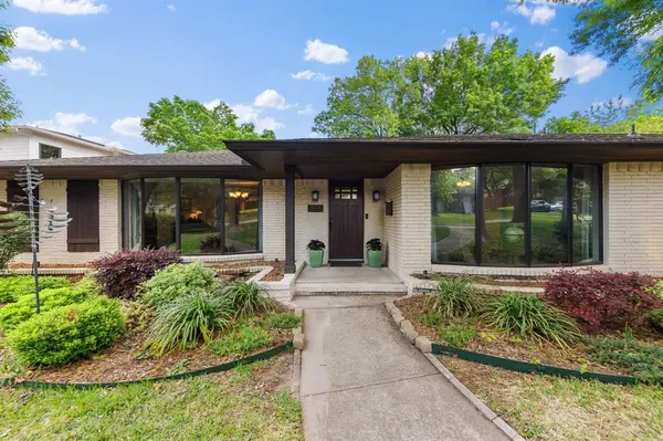 8214 San Leandro Drive, Dallas, TX 75218