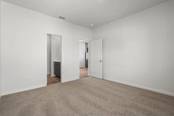 8429 Fort Benton Drive, Ponder, TX 76259