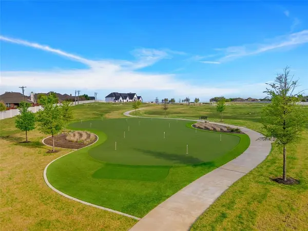 71 Pinehurst Drive, Woodway, TX 76712