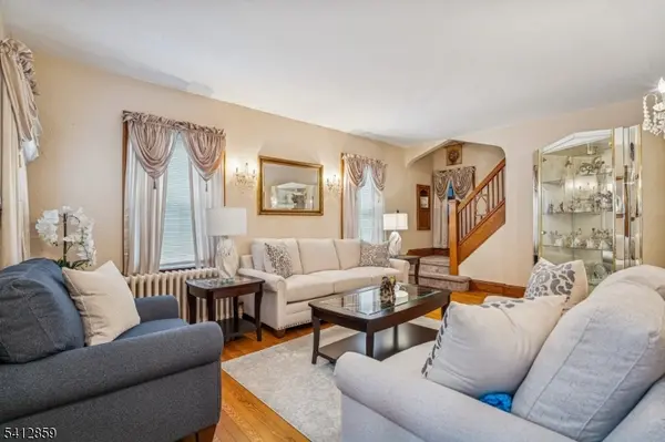 32 Fairview Pl, Belleville Twp., NJ 07109