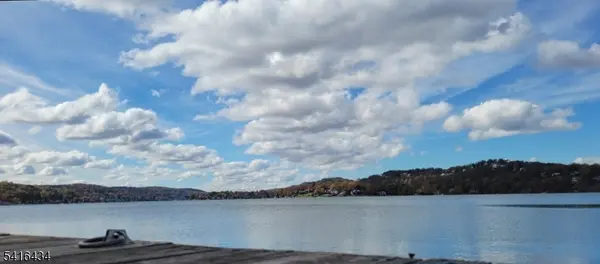 603 West Shore Trl, Sparta Twp., NJ 07871