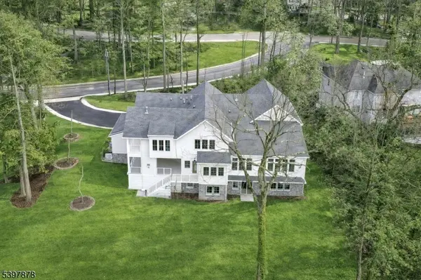 468 Lydecker St, Englewood City, NJ 07631