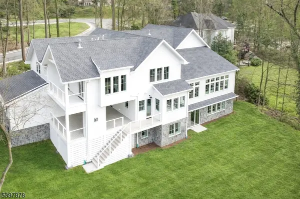 468 Lydecker St, Englewood City, NJ 07631