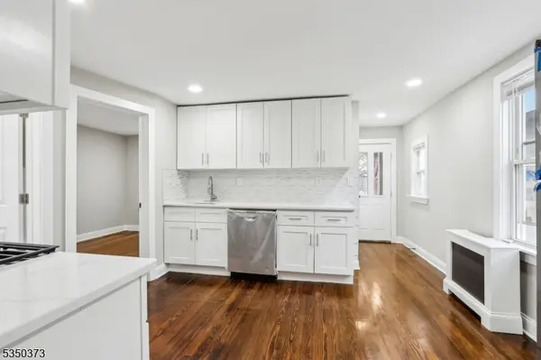 621 Roosevelt Ave, Carteret Boro, NJ 07008