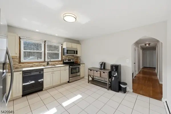 312 Hudson Ave, Hopatcong Boro, NJ 07843