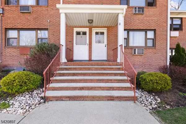 6A Colonial Dr #6A, Little Falls Twp., NJ 07424