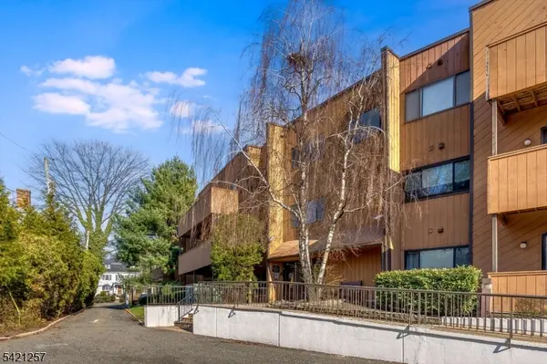 971 Bloomfield Ave #A-12, Glen Ridge Boro Twp., NJ 07028