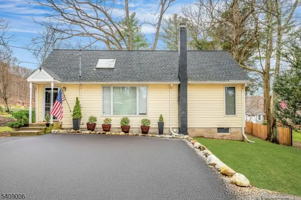 3 Redmans Dr, Jefferson Twp., NJ 07438