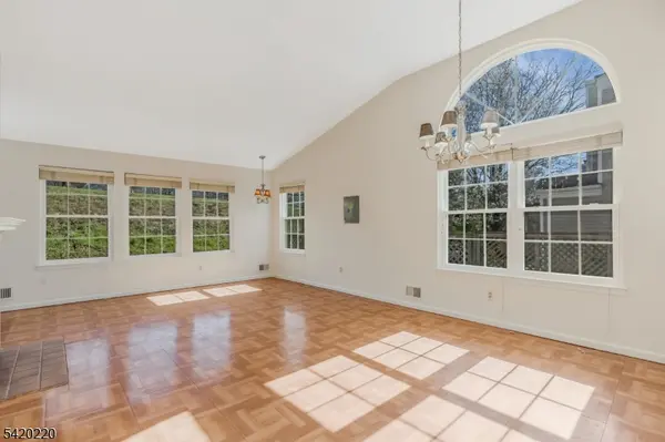 412 Cardinal Ln, Bedminster Twp., NJ 07921