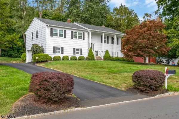 8 Beechwood Rd, Bernards Twp., NJ 07920