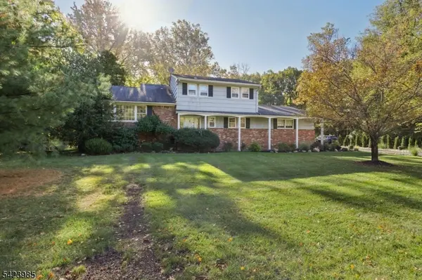 2004 Winding Brook Way, Scotch Plains Twp., NJ 07076