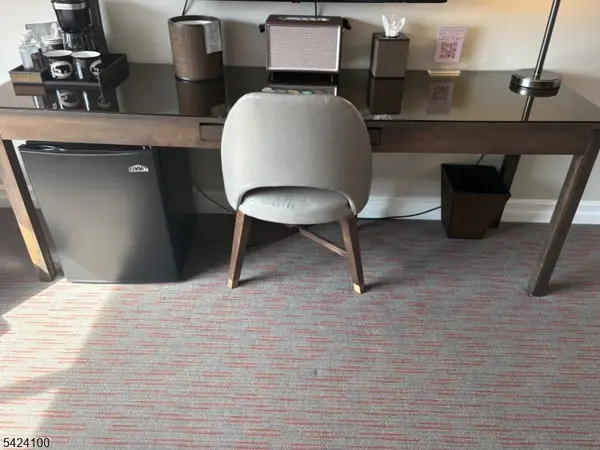 2 Chamonix Dr #213, Vernon Twp., NJ 07462