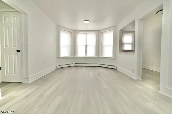 11 Howard Pl  Unit 2 #2, Belleville Twp., NJ 07109