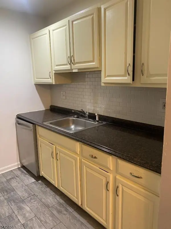 7 Rutgers Dr #7, Newark City, NJ 07103