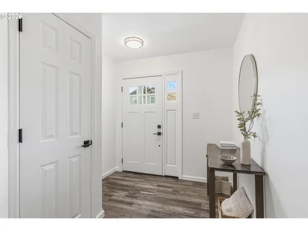 808 KING DR, Rainier, OR 97048