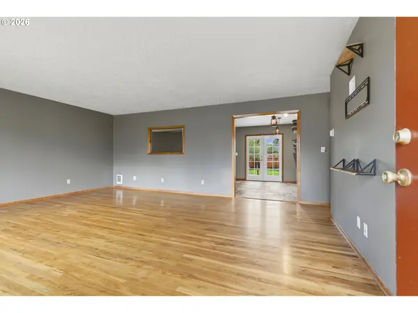 715 DAYTON AVE, Vancouver, WA 98664