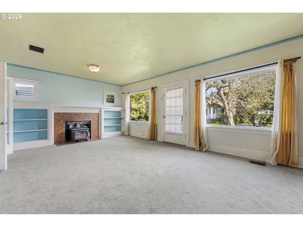 2714 NE EVERETT ST, Portland, OR 97232