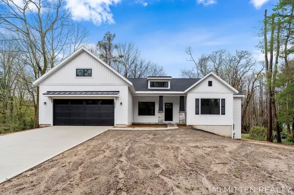 2322 Forest Trail CIR, Ganges Twp, MI 49408