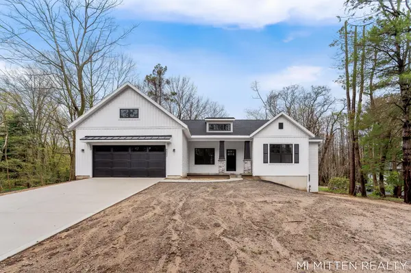 2322 Forest Trail CIR, Ganges Twp, MI 49408