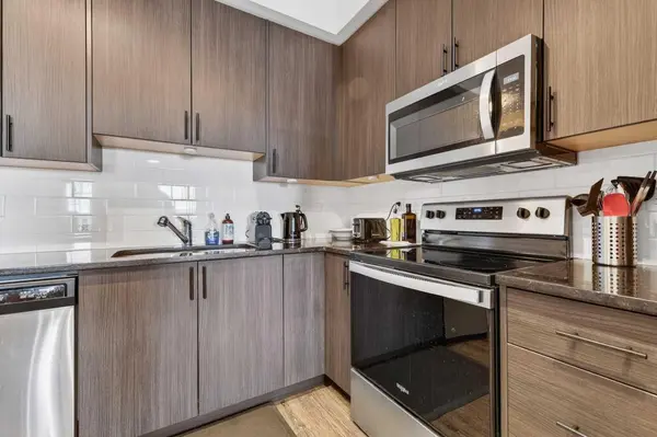 151 Legacy Main ST SE #6406, Calgary, AB T2X 4A4