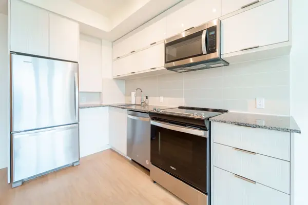 10 Deerlick CT #2108, Toronto C13, ON M3A 0A7