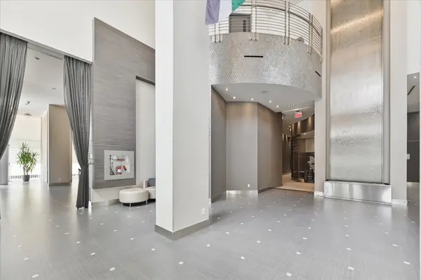 500 Sherbourne ST #907, Toronto C08, ON M4X 1L1