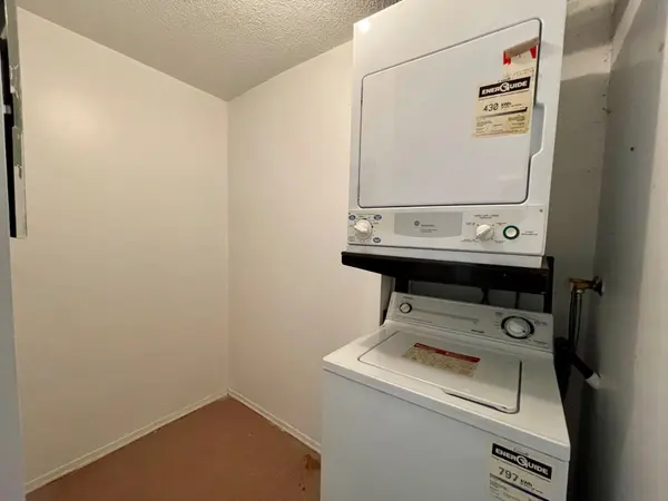 80 Alton Towers CIR #309, Toronto E07, ON M1V 5E8