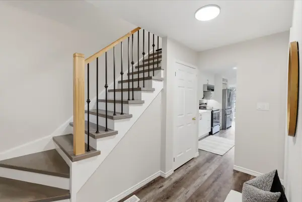 43 Short CRES, Clarington, ON L1E 2Z5