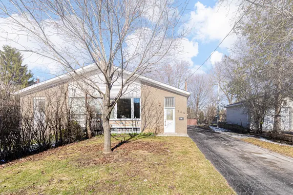 245 Browndale CRES, Richmond Hill, ON L4C 3H9