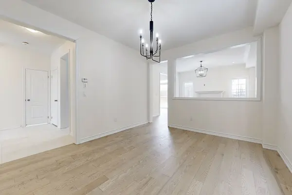 129 Cliff Thompson CRES, Georgina, ON L0E 1R0