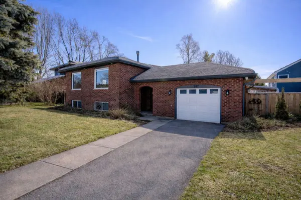 247 SIMCOE ST, Clearview, ON L0M 1S0