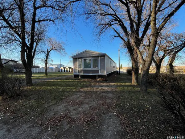 118 2 AVENUE E, Lafleche, SK S0H 2K0