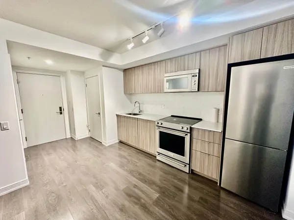 30 Samuel Wood WAY #1506, Toronto W08, ON M9B 0C9