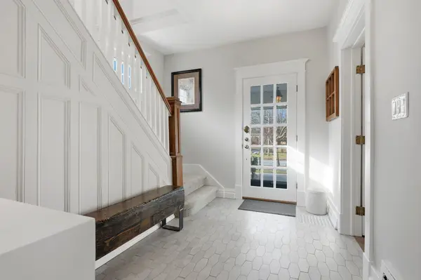 17 Park AVE, Halton Hills, ON L7J 1Y3